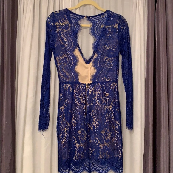 Blue lace cocktail dress - Picture 3 of 3